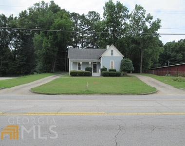 920 Maple Street - Photo Thumbnail 1