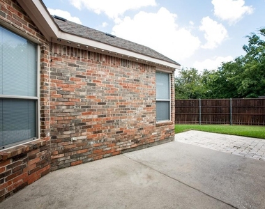 2221 Briary Trace Court - Photo Thumbnail 28