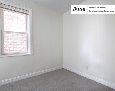 2913 N Kedzie Avenue - Photo Thumbnail 3