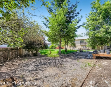 3280 Se Evergreen Ave - Photo Thumbnail 24