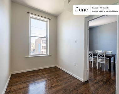 2527 West Division Street, Chicago, Il, 60622 - Photo Thumbnail 1