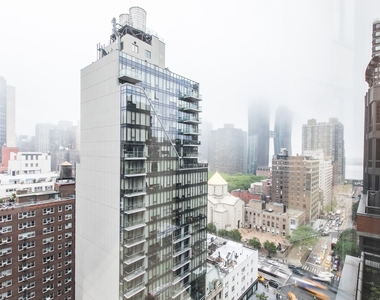 222 East 34th Street - Photo Thumbnail 18