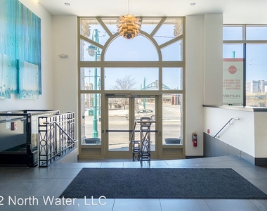 342 N Water Street - Photo Thumbnail 13