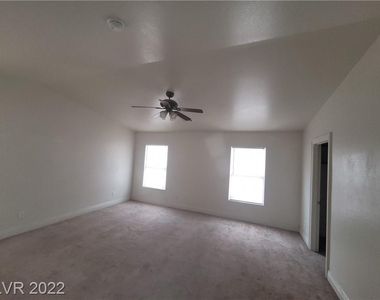 9004 Spotted Tail Avenue - Photo Thumbnail 51
