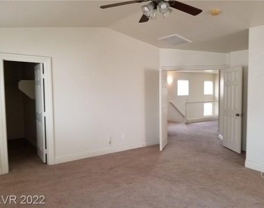 9004 Spotted Tail Avenue - Photo Thumbnail 24