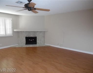 7909 Esterbrook Way - Photo Thumbnail 2