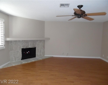 7909 Esterbrook Way - Photo Thumbnail 3