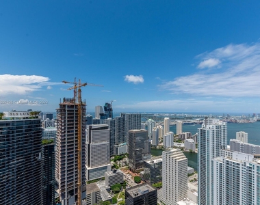 1000 Brickell Plz - Photo Thumbnail 57