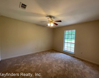 5114 Sandy Ridge Dr. - Photo Thumbnail 8