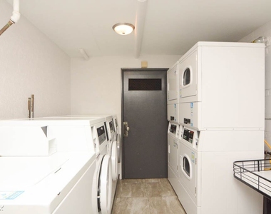 6201 N. Kenmore, Unit 3a - Photo Thumbnail 19