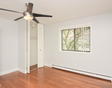 6201 N. Kenmore, Unit 4a - Photo Thumbnail 14