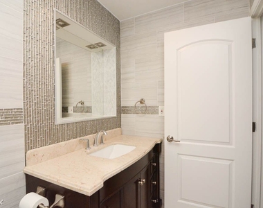 6201 N. Kenmore, Unit 4a - Photo Thumbnail 18