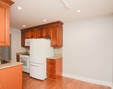 6201 N. Kenmore, Unit 4a - Photo Thumbnail 4