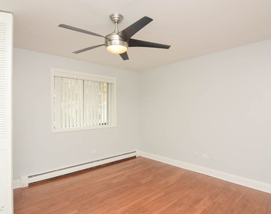 6201 N. Kenmore, Unit 4a - Photo Thumbnail 13