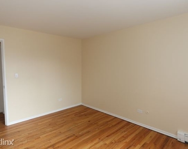 6201 N. Kenmore, Unit 411 - Photo Thumbnail 9