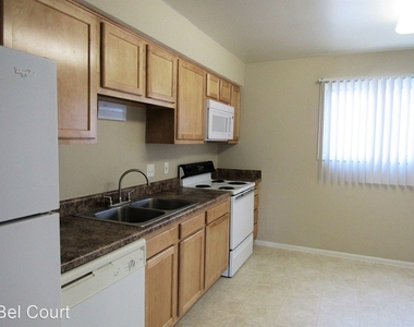 2306 Village Court - Photo Thumbnail 17