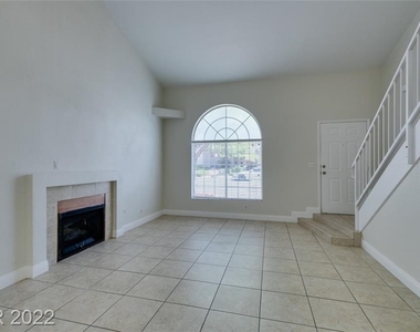 2837 Crystal Lantern Drive - Photo Thumbnail 10