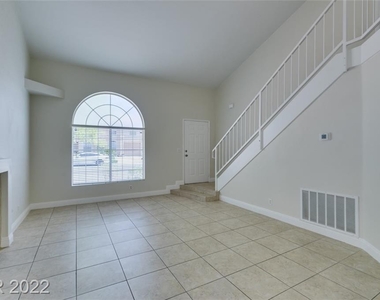 2837 Crystal Lantern Drive - Photo Thumbnail 12