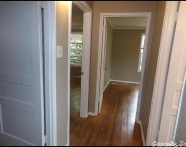 6601 Kavanaugh Place - Photo Thumbnail 12