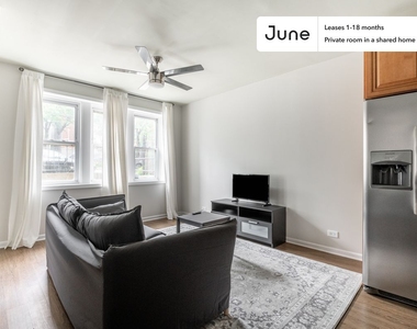 2632 N Ashland Avenue - Photo Thumbnail 8