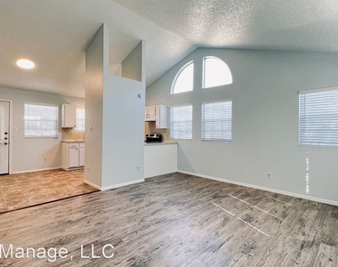 8813 Pineridge Dr. - Photo Thumbnail 2