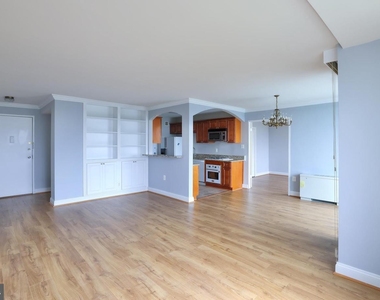 10401 Grosvenor Pl #1113 - Photo Thumbnail 9