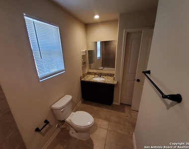 6003 Karly Way - Photo Thumbnail 20