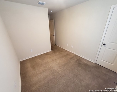 6003 Karly Way - Photo Thumbnail 23