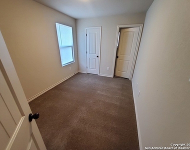 6003 Karly Way - Photo Thumbnail 14