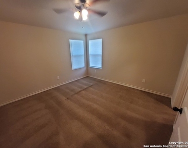 6003 Karly Way - Photo Thumbnail 8