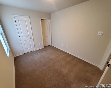 6003 Karly Way - Photo Thumbnail 15