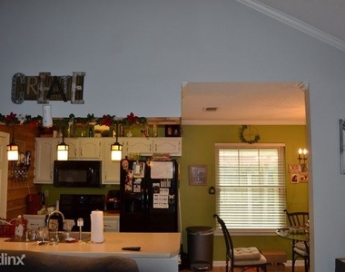 8155 Timber Knoll Ln - Photo Thumbnail 5