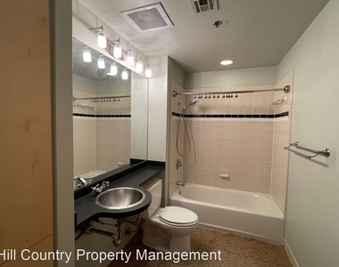710 Colorado Street Apartment 4i - Photo Thumbnail 18