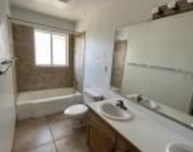 1151 N Magnolia Avenue - Photo Thumbnail 22