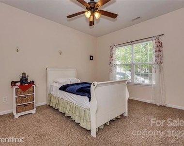 10950 Shelly Renee Drive - Photo Thumbnail 5