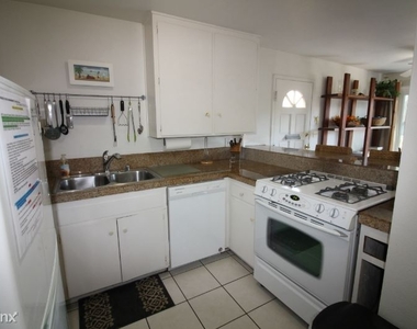 822 Island Ct - Photo Thumbnail 40