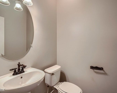 145 Parkmont Way Unit - Photo Thumbnail 11