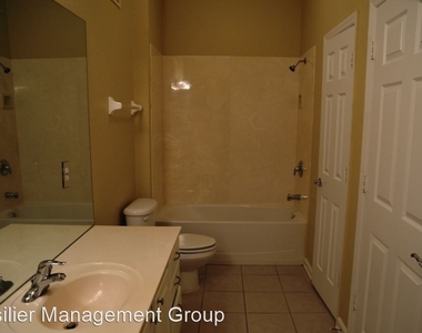 6335 Contessa Drive Unit #305 - Photo Thumbnail 4