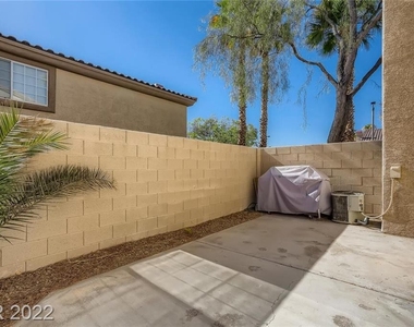 7700 Almeria Avenue - Photo Thumbnail 23