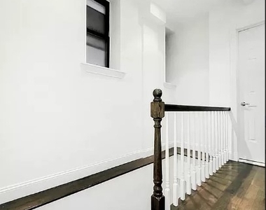 332 East 71st Street - Photo Thumbnail 4