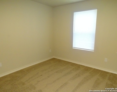 6930 Lakeview Dr - Photo Thumbnail 26