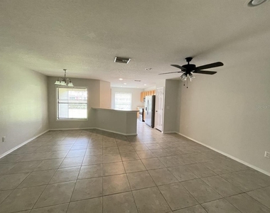 2626 Oleander Lakes Drive - Photo Thumbnail 15