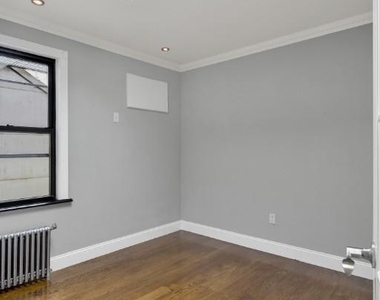 East 26th Street, Unit 5b - Photo Thumbnail 4