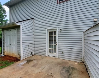 1390 Kennesaw Trace Court Nw - Photo Thumbnail 19