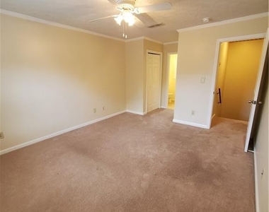 1390 Kennesaw Trace Court Nw - Photo Thumbnail 13