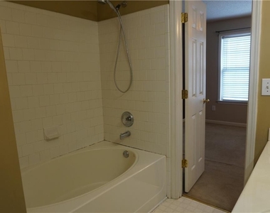 71 Highoak Drive Ne - Photo Thumbnail 20