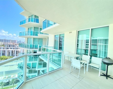 250 Sunny Isles Blvd - Photo Thumbnail 13