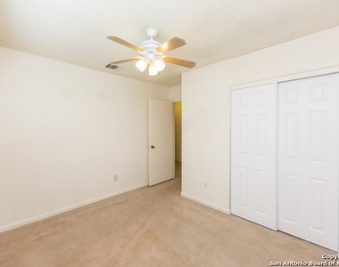 3622 Stoney Meadow St - Photo Thumbnail 15