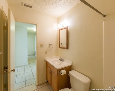 3622 Stoney Meadow St - Photo Thumbnail 13