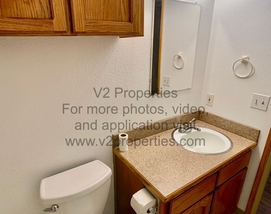 10814 Se Holgate Blvd - Photo Thumbnail 16